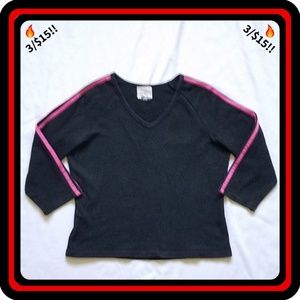 🔥3/$15🔥Black 3/4 Sleeve V-neck Crop Athletic Top